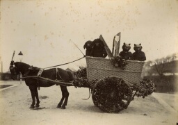 /medias/customer_2/EXPOSITIONS VIRTUELLES/CAVALCADES/4-1899_Panier de chats et chiens_jpg_/0_0.jpg